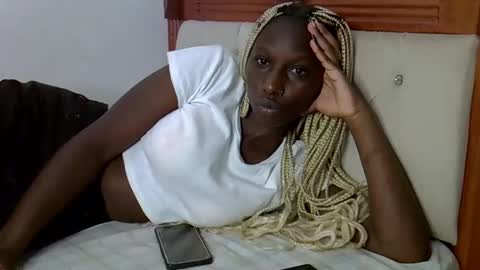 Snapshot of zia_vier chatting on 01.18.26 flavian online show from 01.18.26