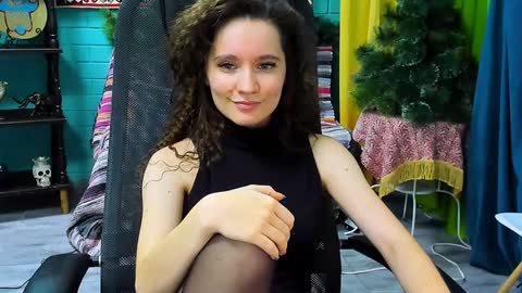 zianichols online show from 01.07.25