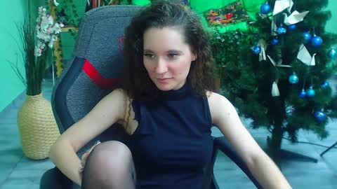 zianichols online show from 01.10.25