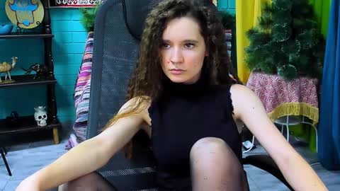 zianichols online show from 01.13.25