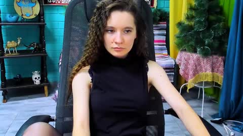 zianichols online show from 01.17.25