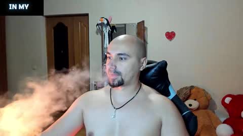 Ziesh online show from 10.15.25