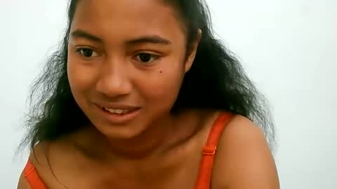 Snapshot of zina479102 chatting on 05.08.26 elly online show from 05.08.26