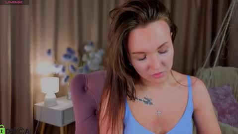 Snapshot of zlata__fox chatting on 10.19.25 Zlata Mon Tue Thu Fri Sun Sa GMT 3 0000pm - 0600pm online show from 10.19.25