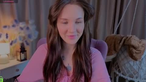 Zlata  Mon Tue Thu Fri Sun Sa GMT 3 0000pm - 0600pm  online show from 01.18.26