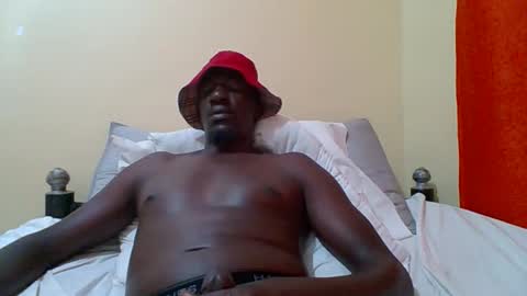 Zlatann2012 online show from 10.13.25