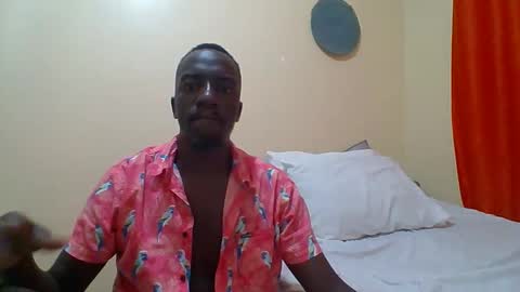 Zlatann2012 online show from 11.16.25