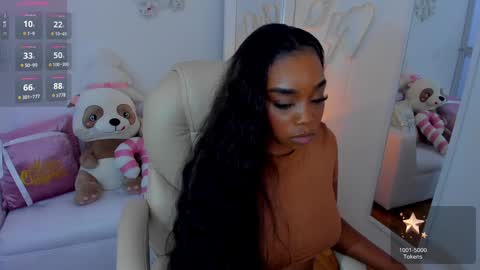 Zobe Love online show from 12.19.24