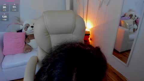 Zobe Love online show from 01.08.25