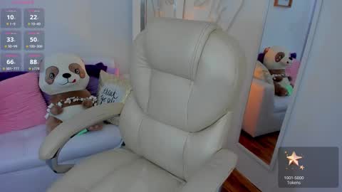 Zobe Love online show from 03.04.25