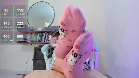 zoe_37 online show from 01.23.25