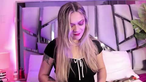 zoe__harper online show from 11.21.25