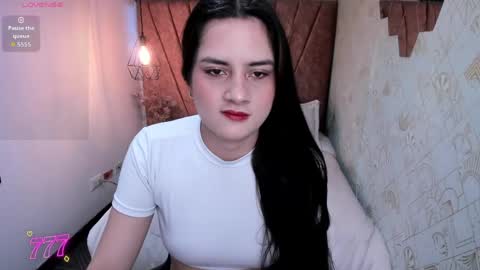 ZOE TAYLOR online show from 05.20.26