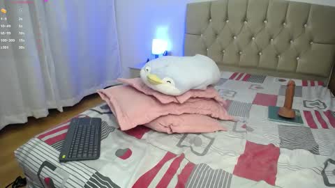 ZOEE online show from 12.24.24