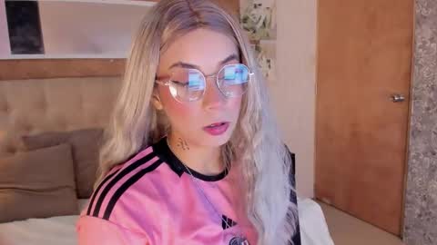 ZOEE online show from 09.23.25