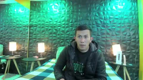 Snapshot of zoe_and_blake_ chatting on 01.18.25 Zoe and blake online show from 01.18.25