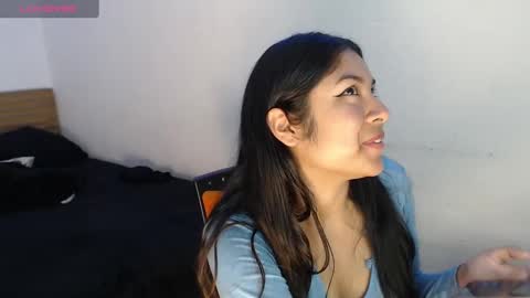 zoe_crazy14 online show from 11.10.25