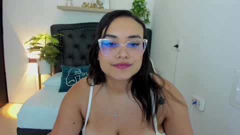 Zoe  online show from 02.24.25