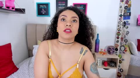 Zoe Gruber online show from 01.25.25