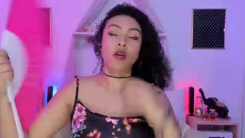 Snapshot of zoe_gruber chatting on 10.02.25 Zoe Gruber online show from 10.02.25