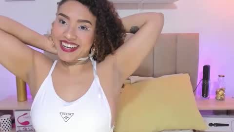 Snapshot of zoe_gruber chatting on 11.14.25 Zoe Gruber online show from 11.14.25