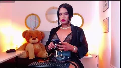 Snapshot of zoe_hecate chatting on 09.28.25 zoe_hecate online show from 09.28.25