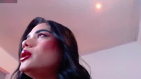 Snapshot of zoe_hecate chatting on 10.14.25 zoe_hecate online show from 10.14.25