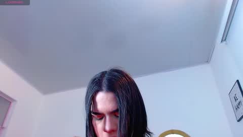 Snapshot of zoe_hecate chatting on 10.28.25 zoe_hecate online show from 10.28.25