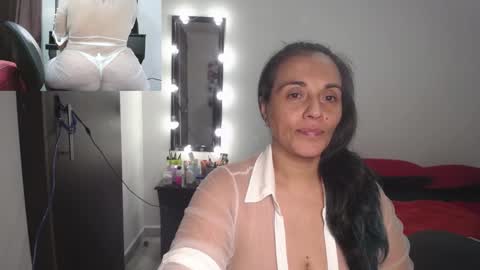zoe hotxxx online show from 01.06.25