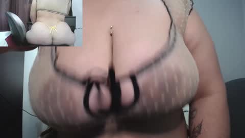 zoe hotxxx online show from 01.25.25