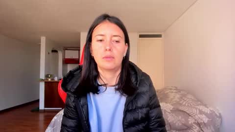 Snapshot of zoe_jeane_beker chatting on 10.24.25 ZOE online show from 10.24.25