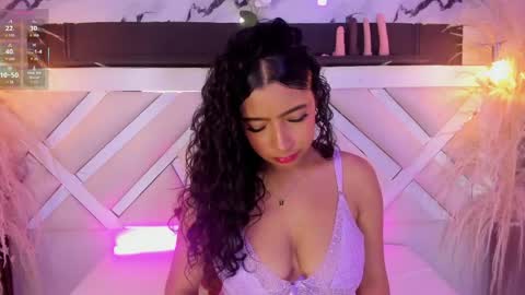 Zoey  online show from 04.02.26