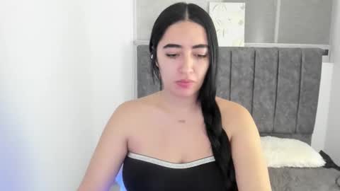 zoe_jones7 online show from 10.10.25