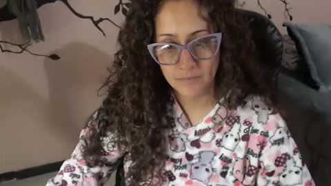 Zoe Koller online show from 10.16.25