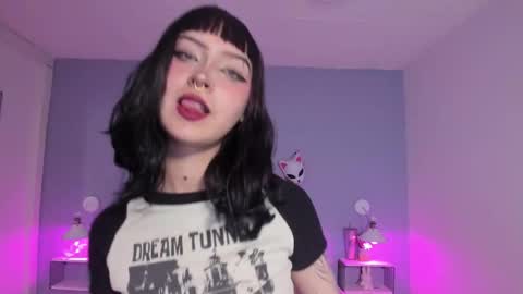 Zoe Lynch online show from 09.28.25