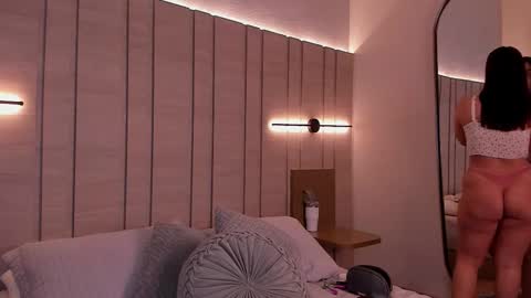 zoe_mhendez online show from 01.13.26