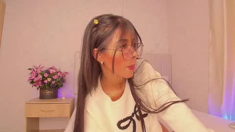 Mia online show from 12.09.24