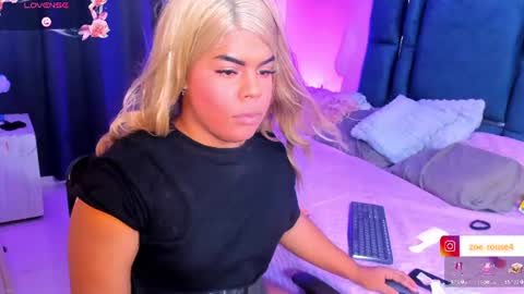 zoe_rosee4 online show from 06.14.26