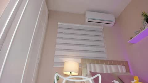 Hi guys i am Zoe  online show from 02.19.25