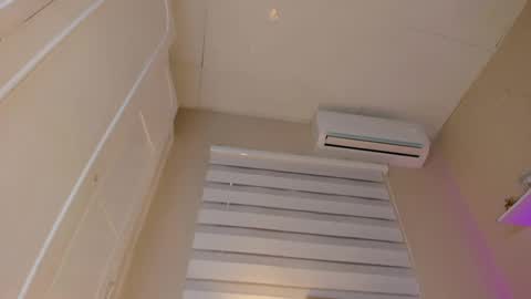 Hi guys i am Zoe  online show from 02.22.25