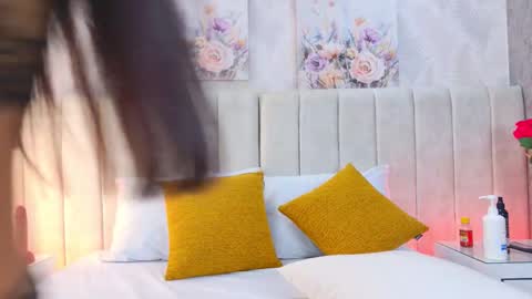 Camila Aristizabal online show from 10.21.25