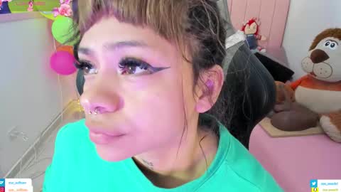 zoe_sullivan_ online show from 11.13.25