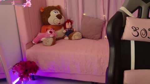 zoe_sullivan_ online show from 05.30.26