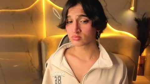 Zoe online show from 12.02.25