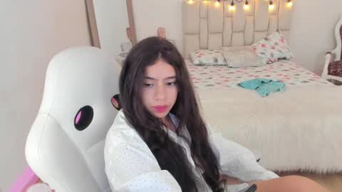 Zoe online show from 03.10.25