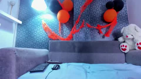 Zoe online show from 11.01.25