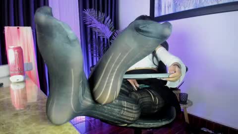 Zoe online show from 04.14.26