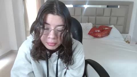 ZOE online show from 11.17.25