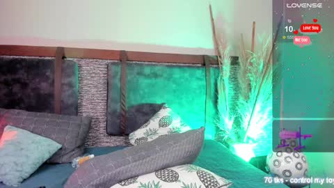 Zoe online show from 12.05.24