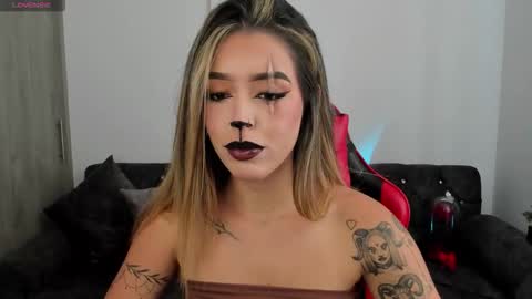  zoee jackson online show from 10.31.25